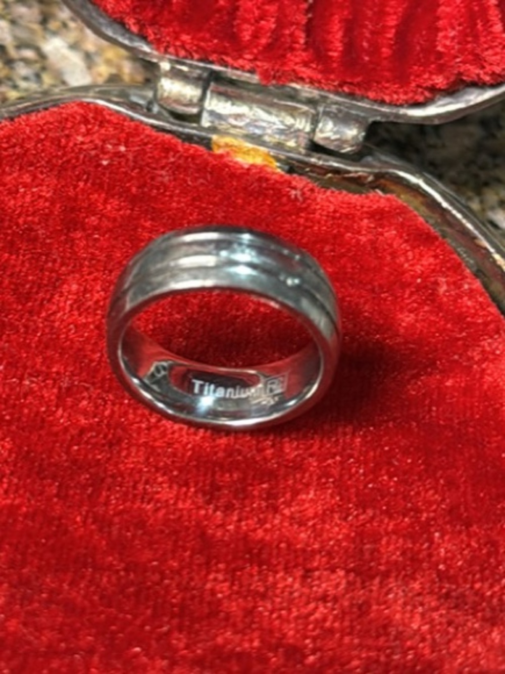 TITANIUM BAND RING SIGNED FC SIZE 6